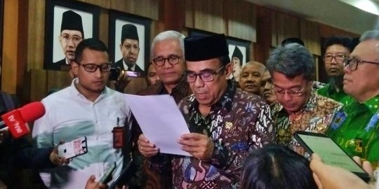Menag Minta Daging Kurban Sebanyak Mungkin Dibagikan ke Fakir Miskin