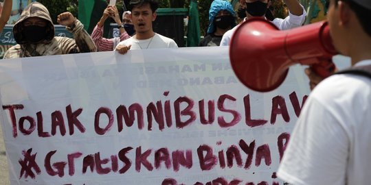 Tolak Omnibus Law, Pendemo Desak Pemerintah Fokus Tangani Covid-19