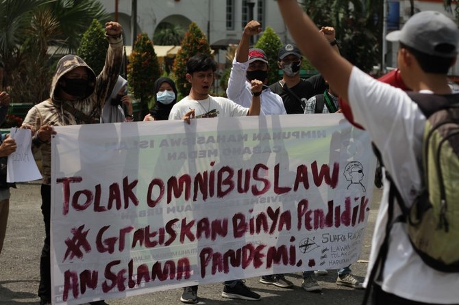demo tolak omnimbus law