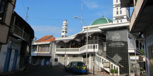 Dibangun 400 Tahun Silam, Begini Keunikan Masjid Serang Berarsitektur Khas Yaman