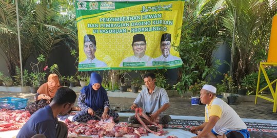 Bagikan 25 Sapi Kurban, Misbakhun Ingatkan Pandemi Bukan Halangan untuk Gotong Royong