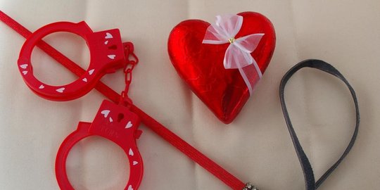 21 jenis fetish seksual yang aneh-aneh dan tak pernah kamu bayangkan