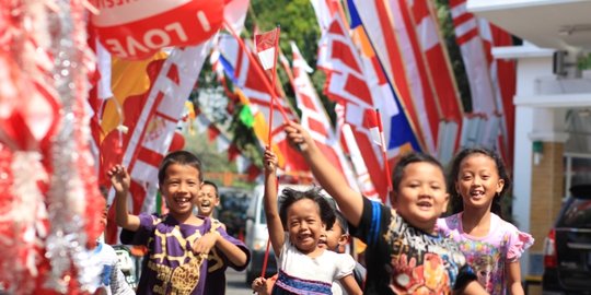 Jelang Perayaan Kemerdekaan RI, Kampung Bendera di Surabaya Buka 24 Jam