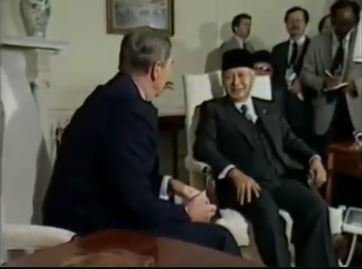 presiden soeharto jago bahasa inggris