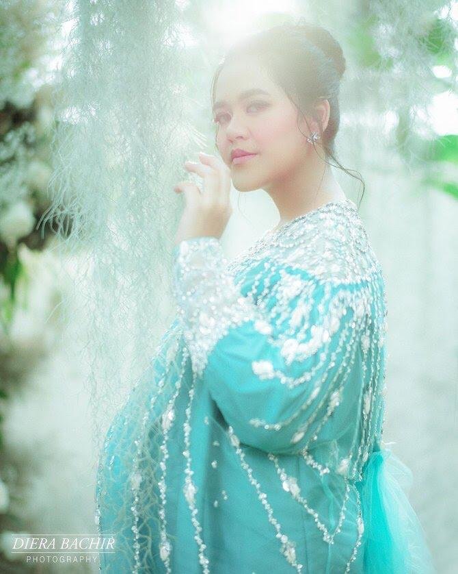 melahirkan anak kedua ini 6 potret maternity kahiyang ayu yang menawan