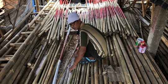 Penjualan Bambu untuk Tiang Bendera Menurun 35 Persen