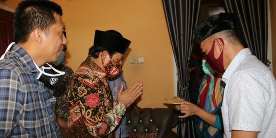 Wakil Wali Kota Bengkulu Beri Santunan & Doakan Nuryati Sembuh dari Penyakit Kanker