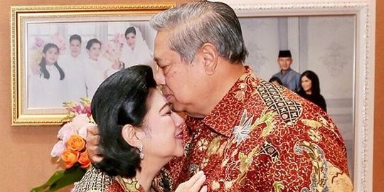 SBY Ukir Nama Istri Tercinta di Jaket Bikin Banjir Air Mata, Ini Penampakannya