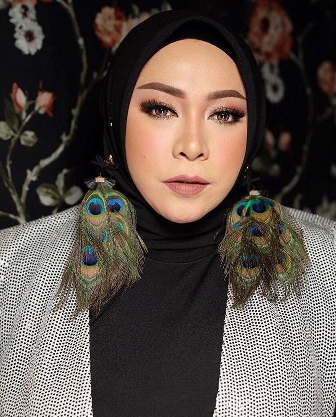 melly goeslaw ceritakan pergolakan batin saat putuskan berhijab