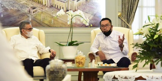 Ridwan Kamil Minta Masukan OJK Tumbuhkan Industri Manufaktur Jawa Barat