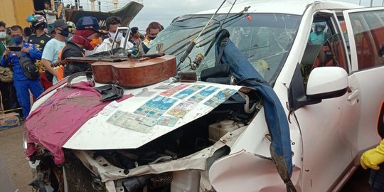 Polisi Duga Sopir Dalam Pengaruh Alkohol Hingga Mobil Avanza Nyebur Sungai Mahakam