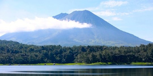 Sederet Pesona Lemongan Disebut Mirip Gunung Fuji Di Jepang Merdeka Com