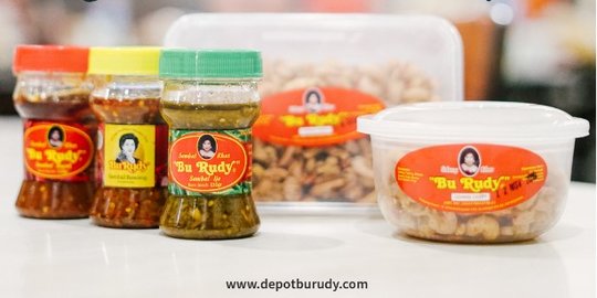 Disukai Para Presiden, Begini Kisah Lengkap Perjalanan Bisnis Sambal Bu Rudy