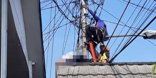 Perbaiki Kabel, Pensiunan Kontraktor Tewas Kesetrum di Tiang Listrik