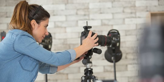 Siasati Pemotretan Jarak Jauh, Konsep Virtual Photoshoot Ini Menarik untuk Dicoba