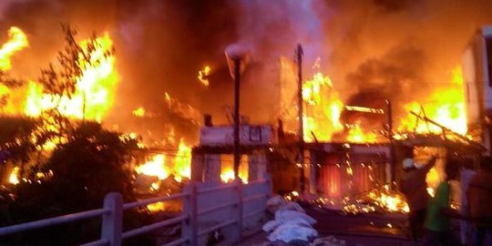 Polisi Selidiki Penyebab Kebakaran di Tambora