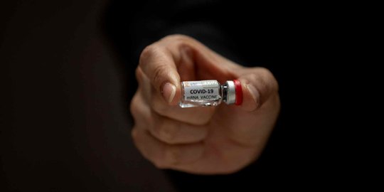 IHSG Ditutup Menguat Didukung Sentimen Uji vaksin Covid-19 di Indonesia