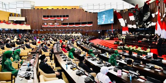 329 Anggota DPR Hadiri Sidang Paripurna Penyampaian Pidato Presiden Jokowi