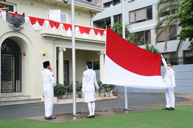 upacara hut ri di tengah pandemi kjri melbourne sukses seleksi paskibra lewat online