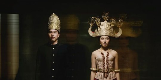 Simpel tapi Berkelas, Intip 5 Potret Prewedding Arya Bakrie dan Vannya Istarinda