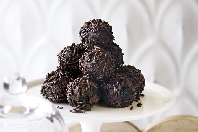 ilustrasi choco ball