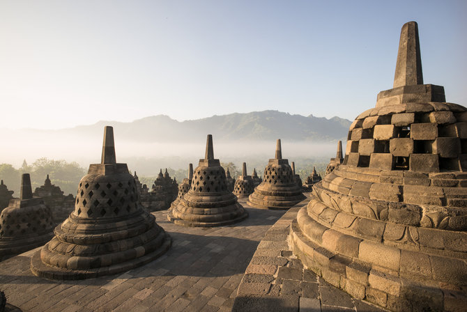 ilustrasi borobudur