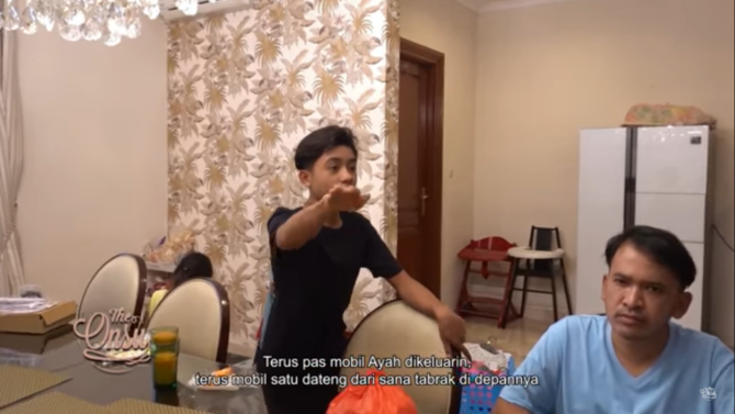 mobil mewah ruben ketabrak