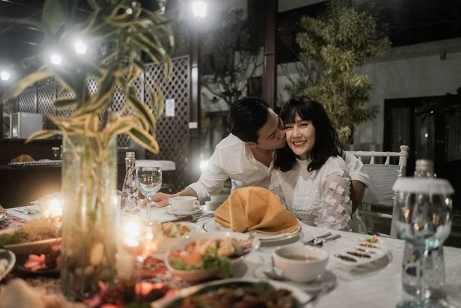 ardina rasti dan suami