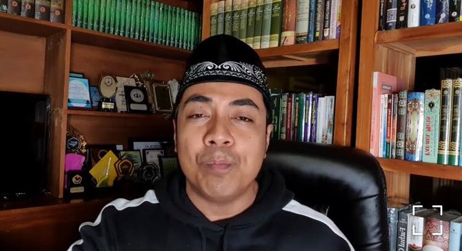 potret rumah ustaz riza muhamma