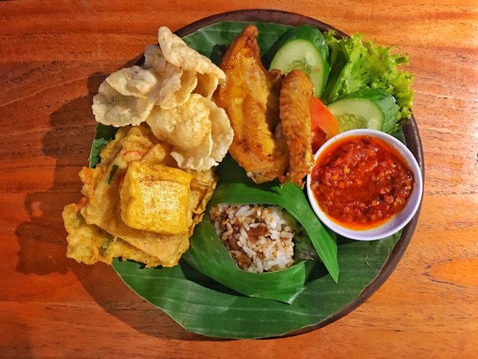 10 alasan wajib jelajahi nusantara liburan diindonesiaaja nggak bakal mati gaya