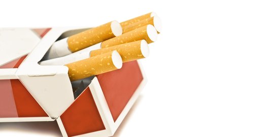 Riset: Bantuan Langsung Tunai Banyak Digunakan untuk Konsumsi Rokok
