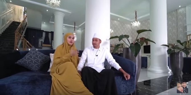 potret rumah baru kartika putri