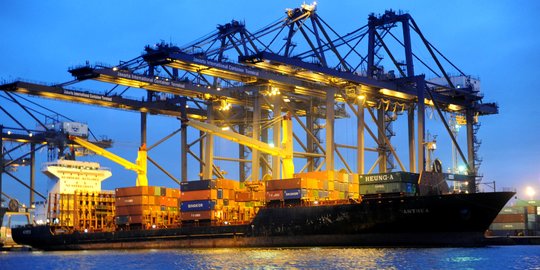 Genjot Transportasi Laut, Kemenhub Dorong Konektivitas Pelabuhan dan Industri