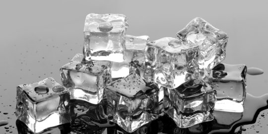 6 Manfaat Es Batu untuk Kesehatan, Jangan Anggap Sepele