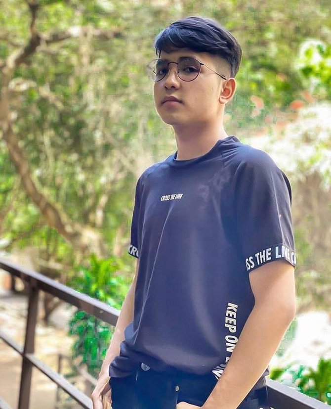 potret jirayut afisan