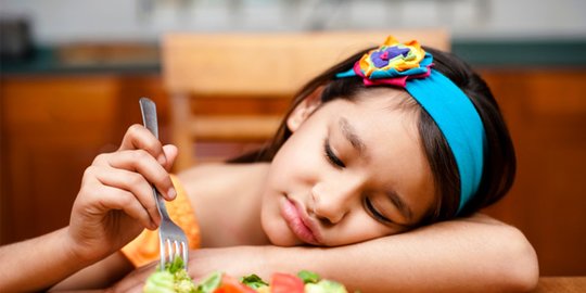 15 Cara Mengatasi Anak Susah Makan, Wajib Diterapkan Orangtua