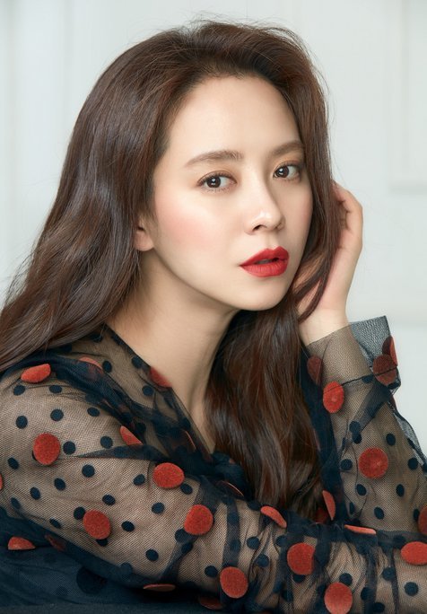 aktris korea berkepala 4 yg cantik dan awet muda