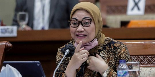Menaker Ida Beberkan Alasan Mengapa Indonesia Butuh UU Cipta Kerja
