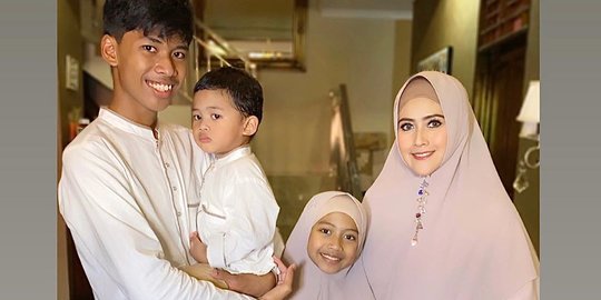 Jadi Single Mom, Ini 5 Momen Kebersamaan Meggy Wulandari Bersama Buah Hati