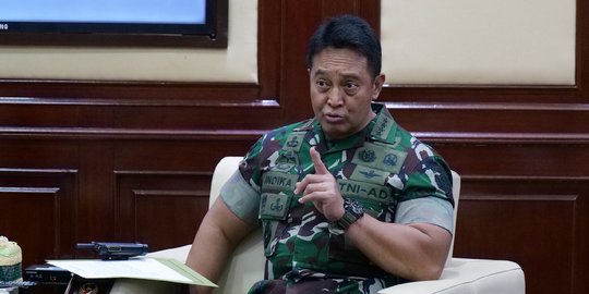 Mahfud Dukung Langkah TNI AD Selesaikan Penyerangan dan Pembakaran Polsek Ciracas
