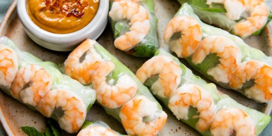 10 Resep dan Cara Membuat Salad Roll Vietnam Lezat, Cocok untuk Diet Sehat