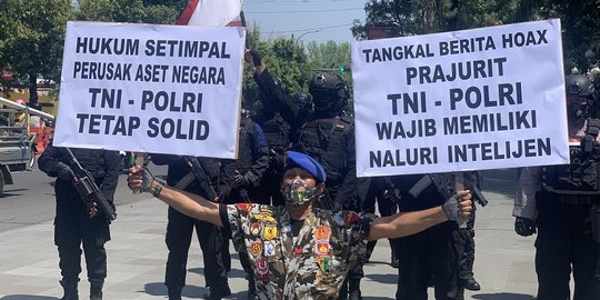 Prihatin Pembakaran Polsek Ciracas, Kopral Bagyo Ajak Prajurit TNI Tak Terhasut Hoaks