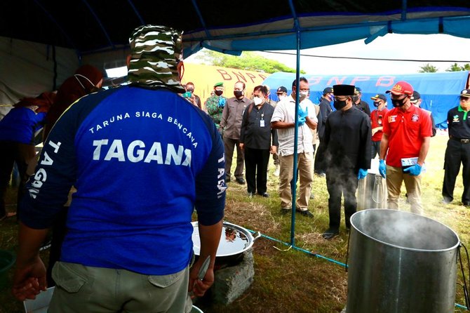 pemkab banyuwangi siapkan rp 3 miliar untuk pasok makanan untuk santri