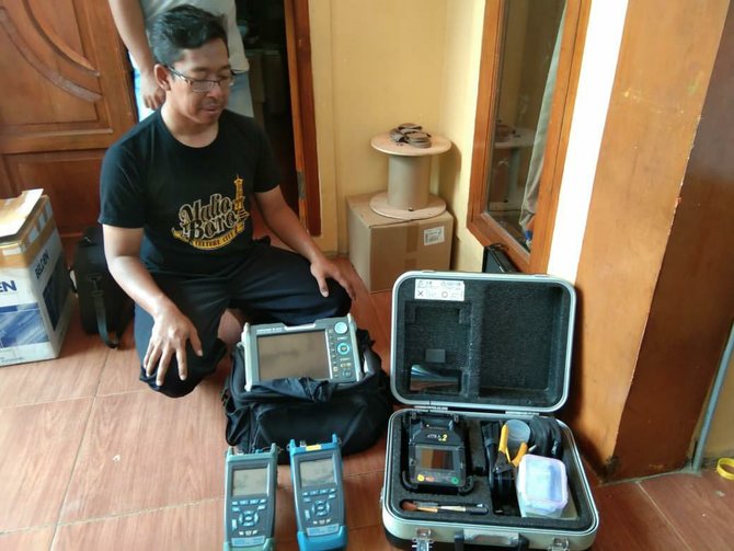 budi hermawan penggagas jaringan internet kampung di garut