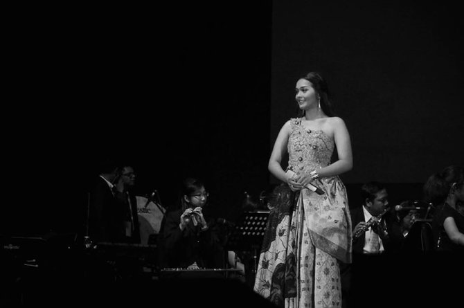 putri ayu imb