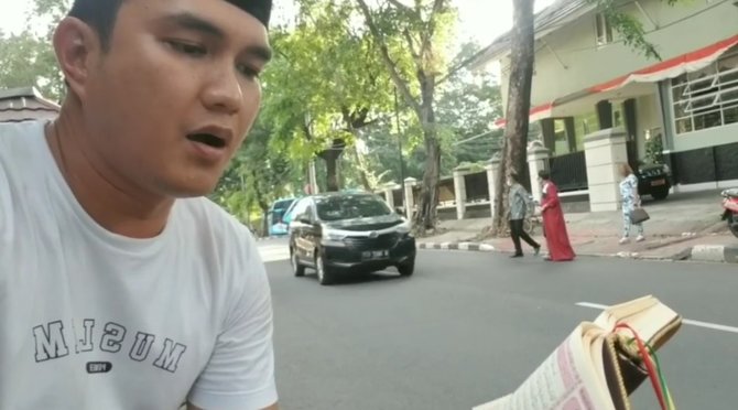 video aldi taher mengaji