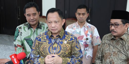 Mendagri Imbau Bakal Paslon Tak Melakukan Arak-arakan Saat Proses Pendaftaran