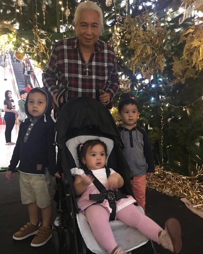 potret rio tengker kakak nagita slavina