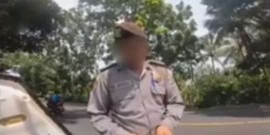 2 Polisi Viral Minta 'Duit Damai' ke Turis Tunggu Sidang Internal di Polres Jembrana