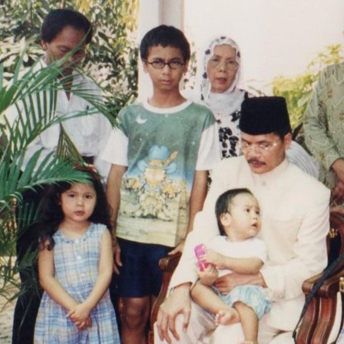 foto lawas raditya dika